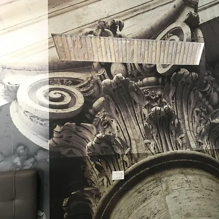 Dimora Frattina 4* ローマ