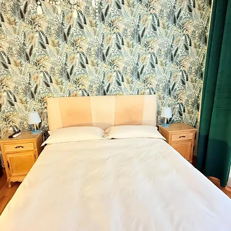 Dimora Frattina 4* Rzym