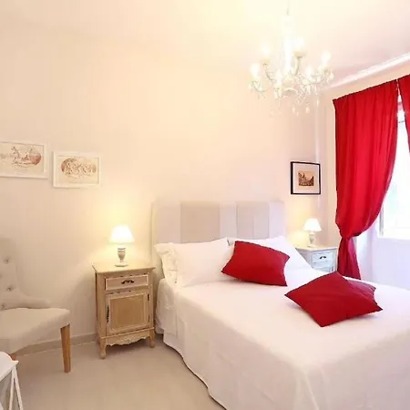 Couette-café Dimora Frattina Rome