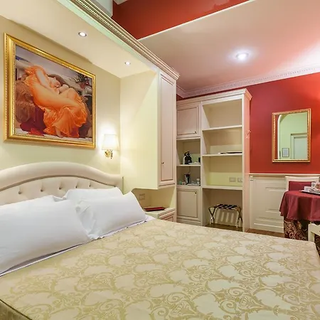 Bed & Breakfast Dimora Frattina 4*