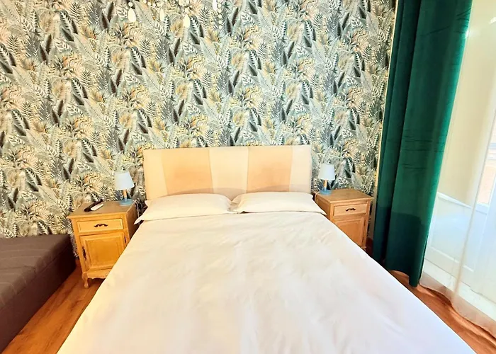 Dimora Frattina 4* רומא